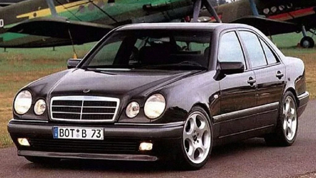 В 1996‑м Brabus бросил вызов пределам скорости, на сей раз инженеры поставили цель сделать самый стр