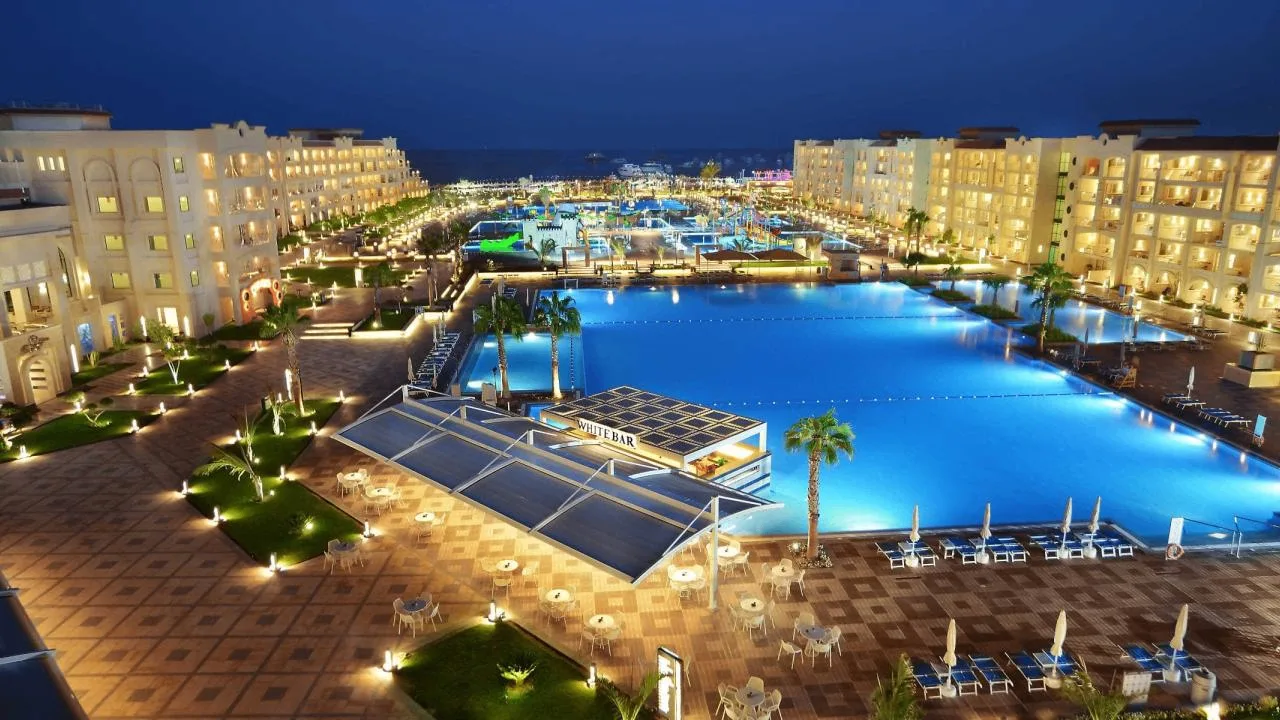 ☀️ Тур в Pickalbatros White Beach Resort 5 — идеальный семейный отдых в Египте!