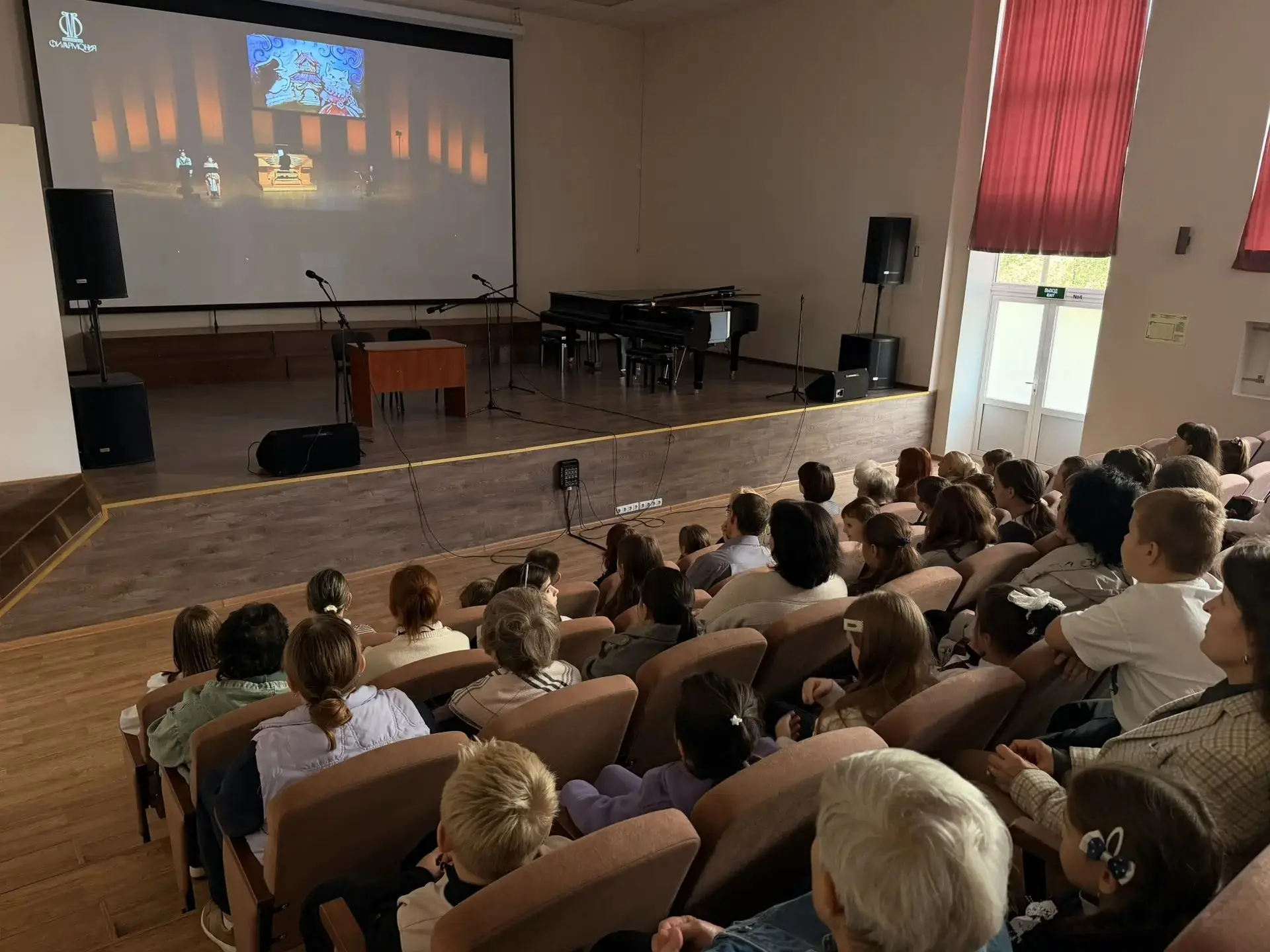 Вчера, 2 октября, в ДШИ «Симфония Приморья» состоялась трансляция Виртуального концертн...
