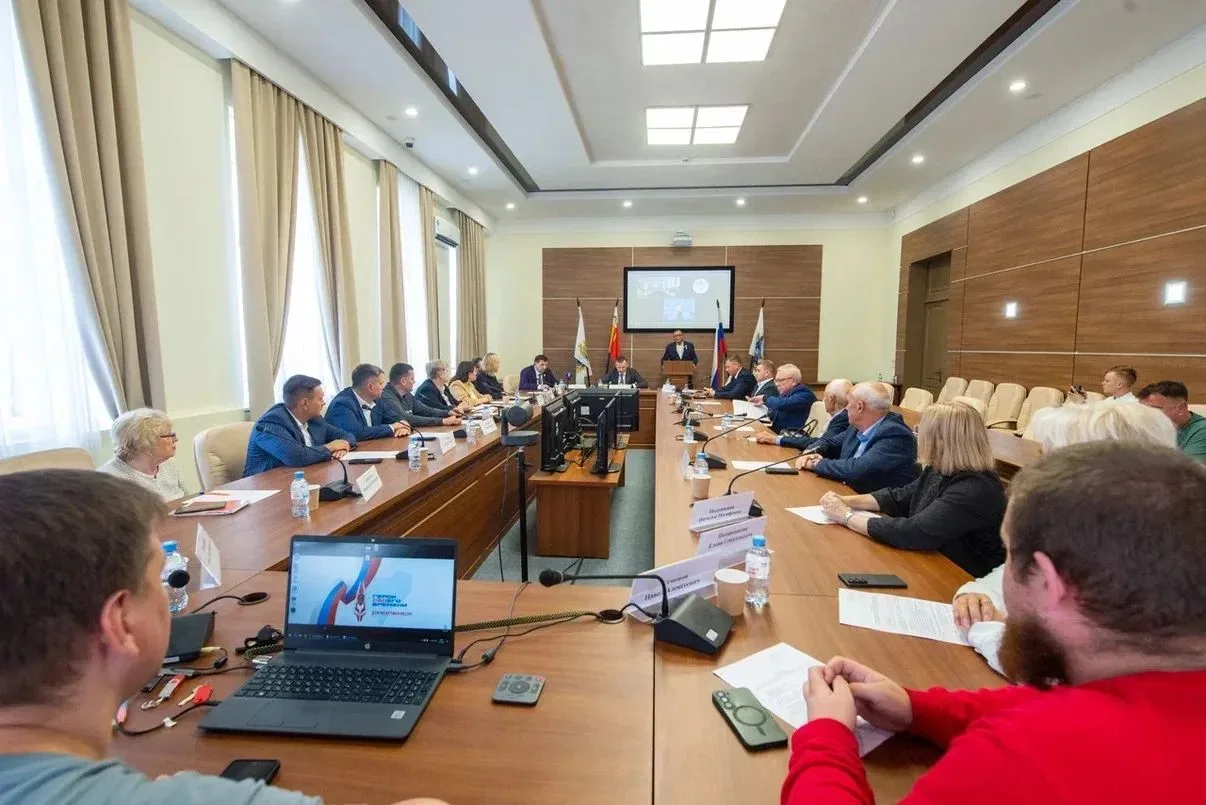 ⚡В Смоленске подвели итоги программы "Герои СВОего времени. Смоленск"