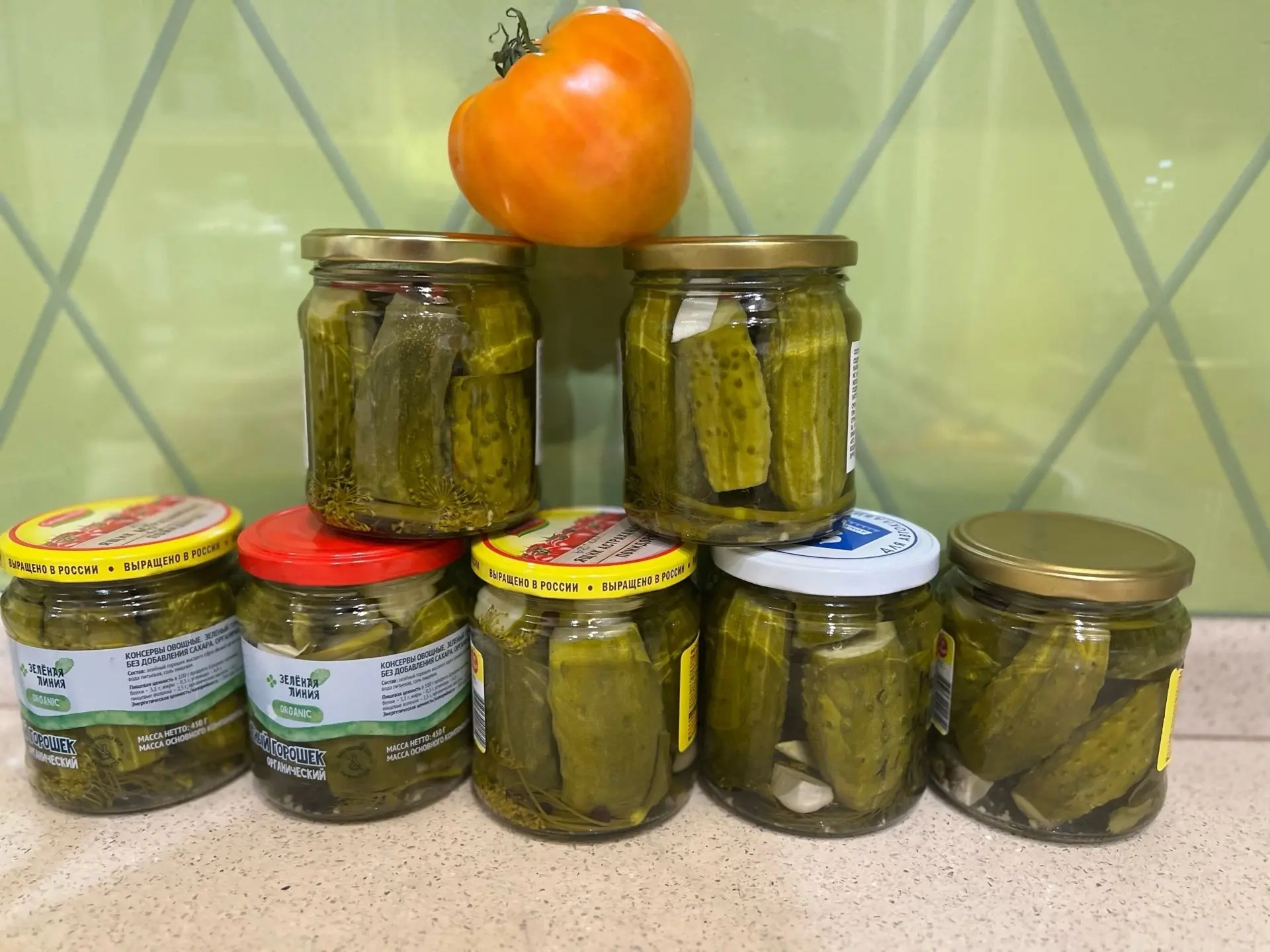 Огурцы маринованные