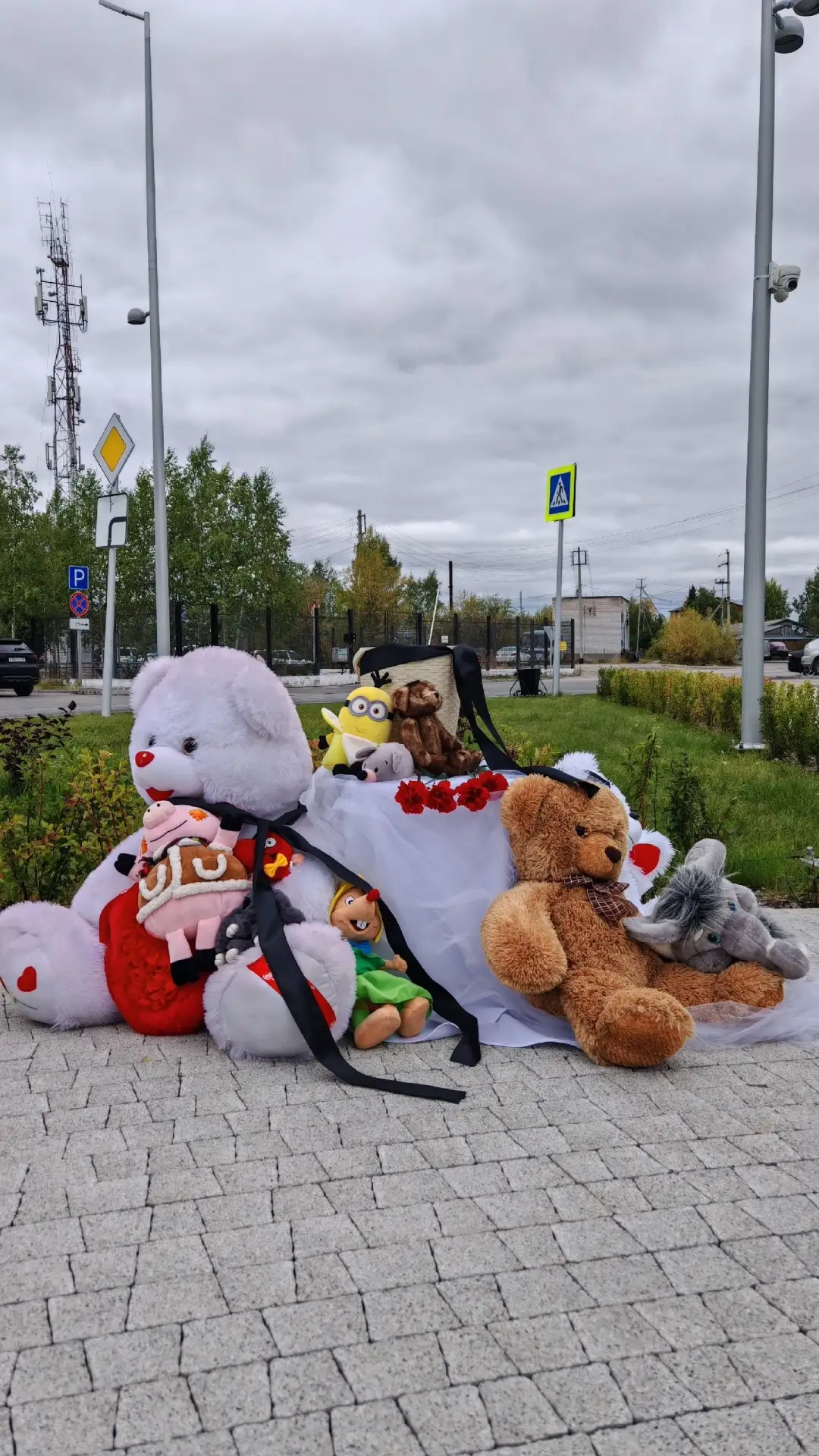 🕯 3 сентября — день, когда хочется просто постоять в тишине и подумать о самом главном.