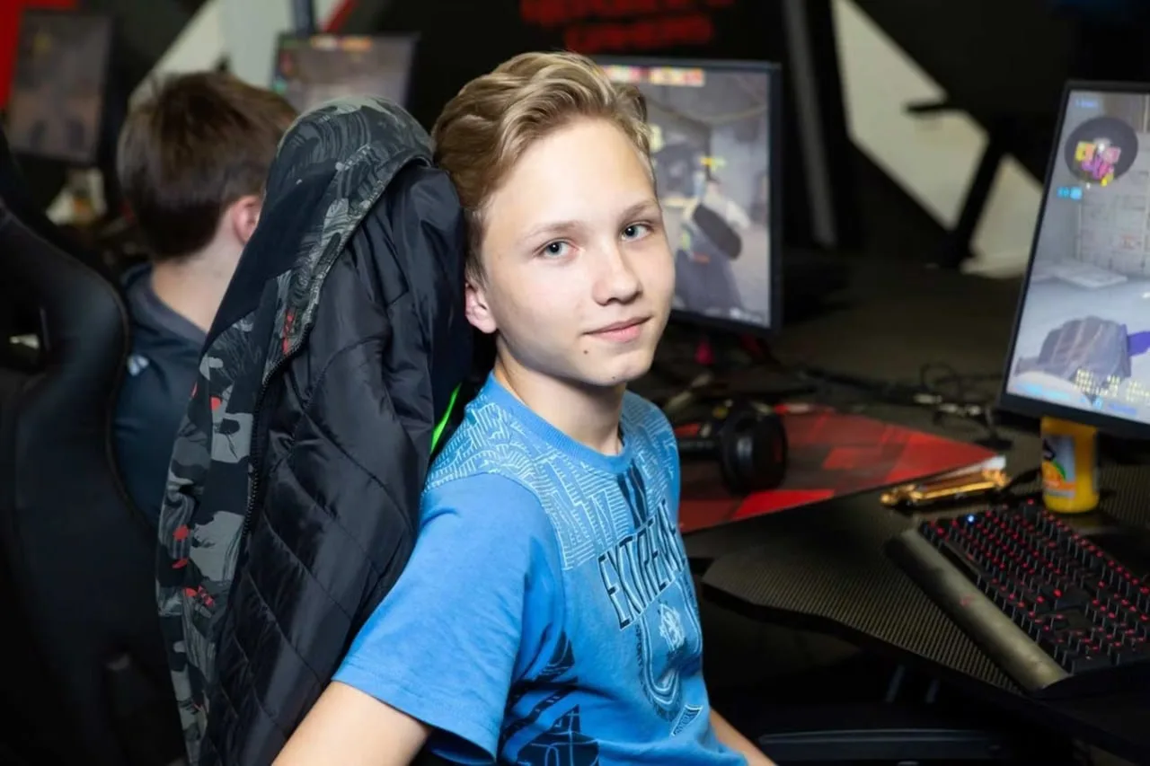 🎮 Counter-Strike и Dota могут появиться в школах