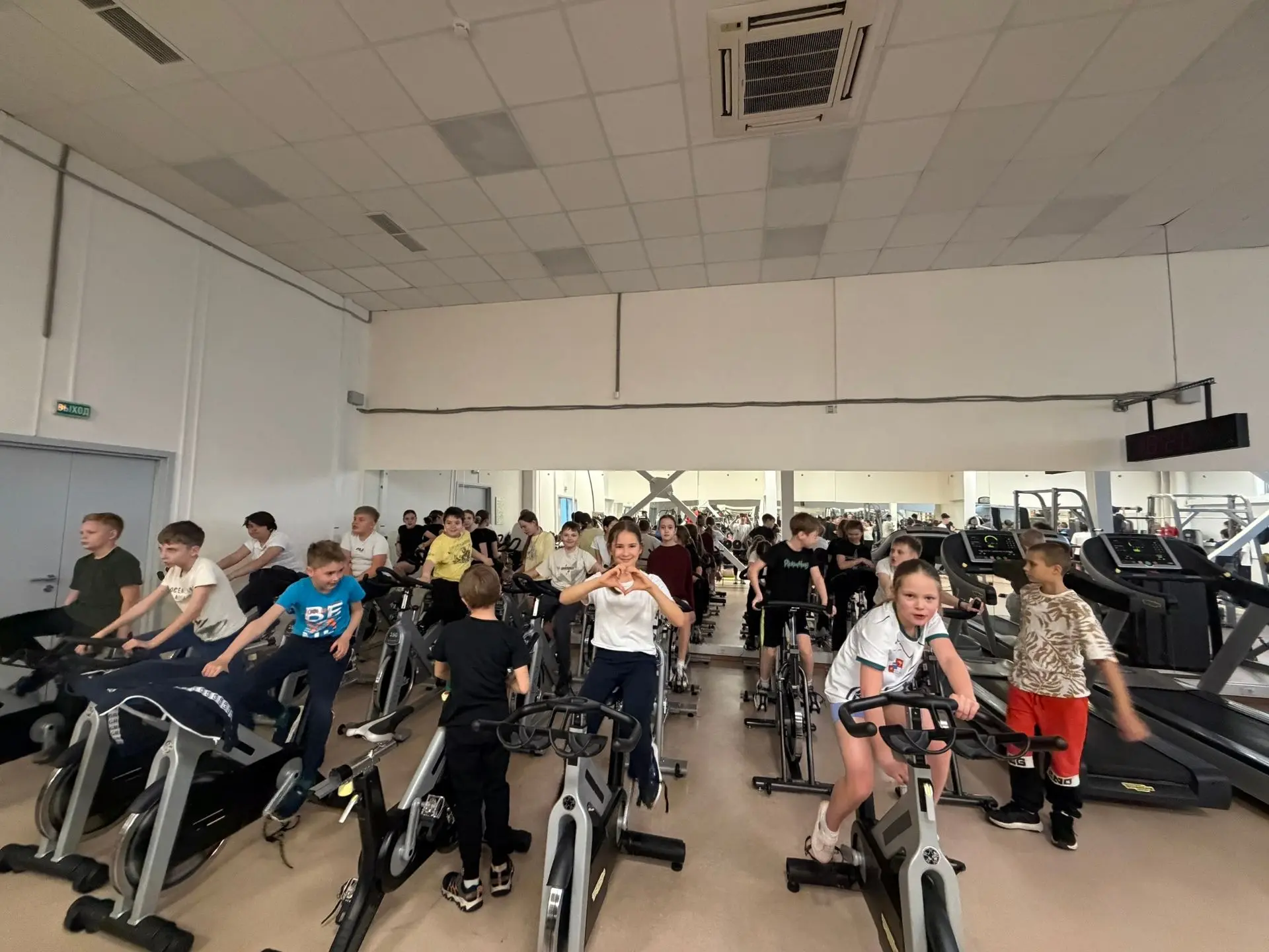 Спортсмены по кёрлингу сдают нормативы по офп и сфп💪