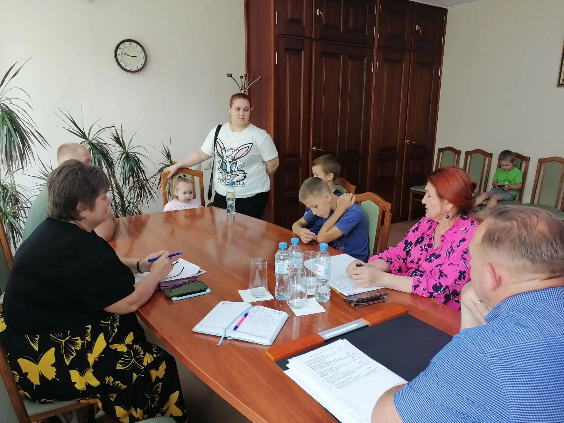 Выезд в Первомайский район: формат  «тройственных» встреч 

Из Коченёвского района я сразу поехала в