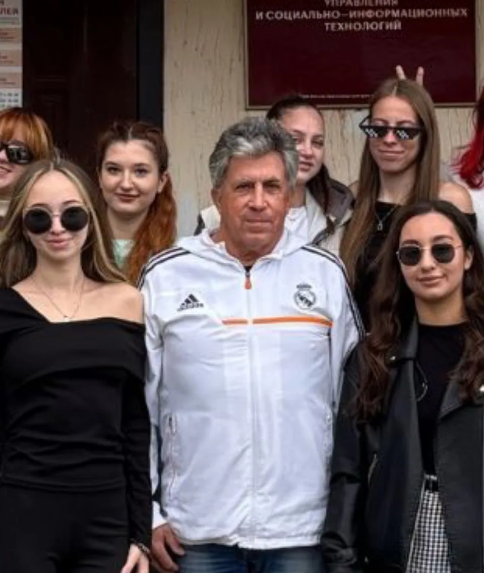 ❕❕Сегодня, 2 июля, свой день рождения отмечает наш преподаватель - Гарбузов Сергей Петр...