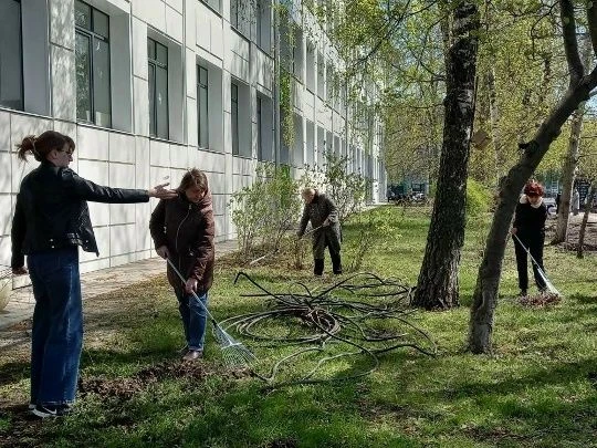 В единстве сила! Как мы провели субботник! Сегодня наш лицей преобразился до неузнаваемости благодар