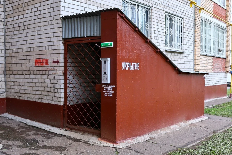 Еженедельный контроль: в Нижнекамске проверяют подвалы многоквартирных домов на готовно...