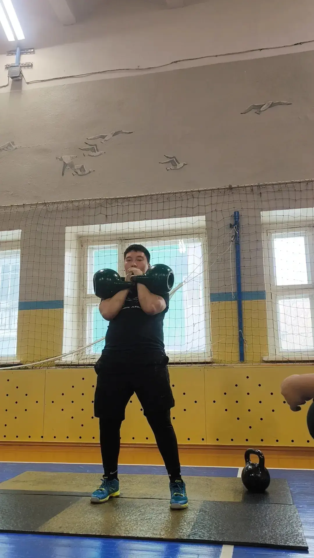 СИЛАЧИ ЕСТЬ И У НАС!  На одном уровне с массовыми видами спорта, где принимают участие сборные разны