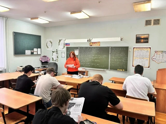 В рамках недели науки со студентами 2 курса был проведен открытый урок "Great minds". Во время занят