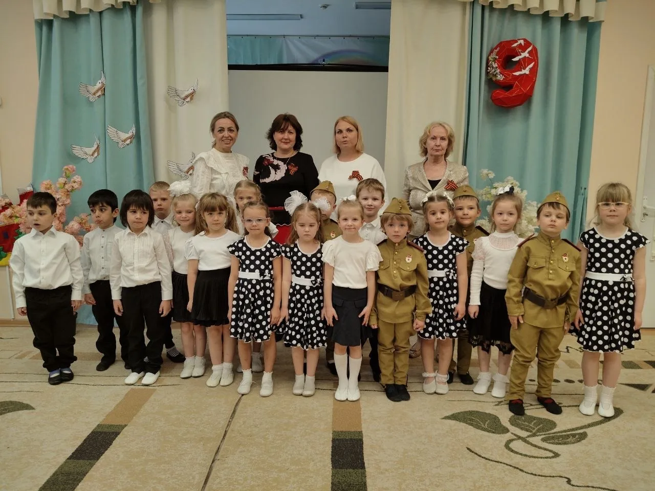 Утренник в детском саду 🎖  🙌🏻 В нашем дошкольном отделении по адресу: Мичуринский пр-т, д. 22, к. 2,