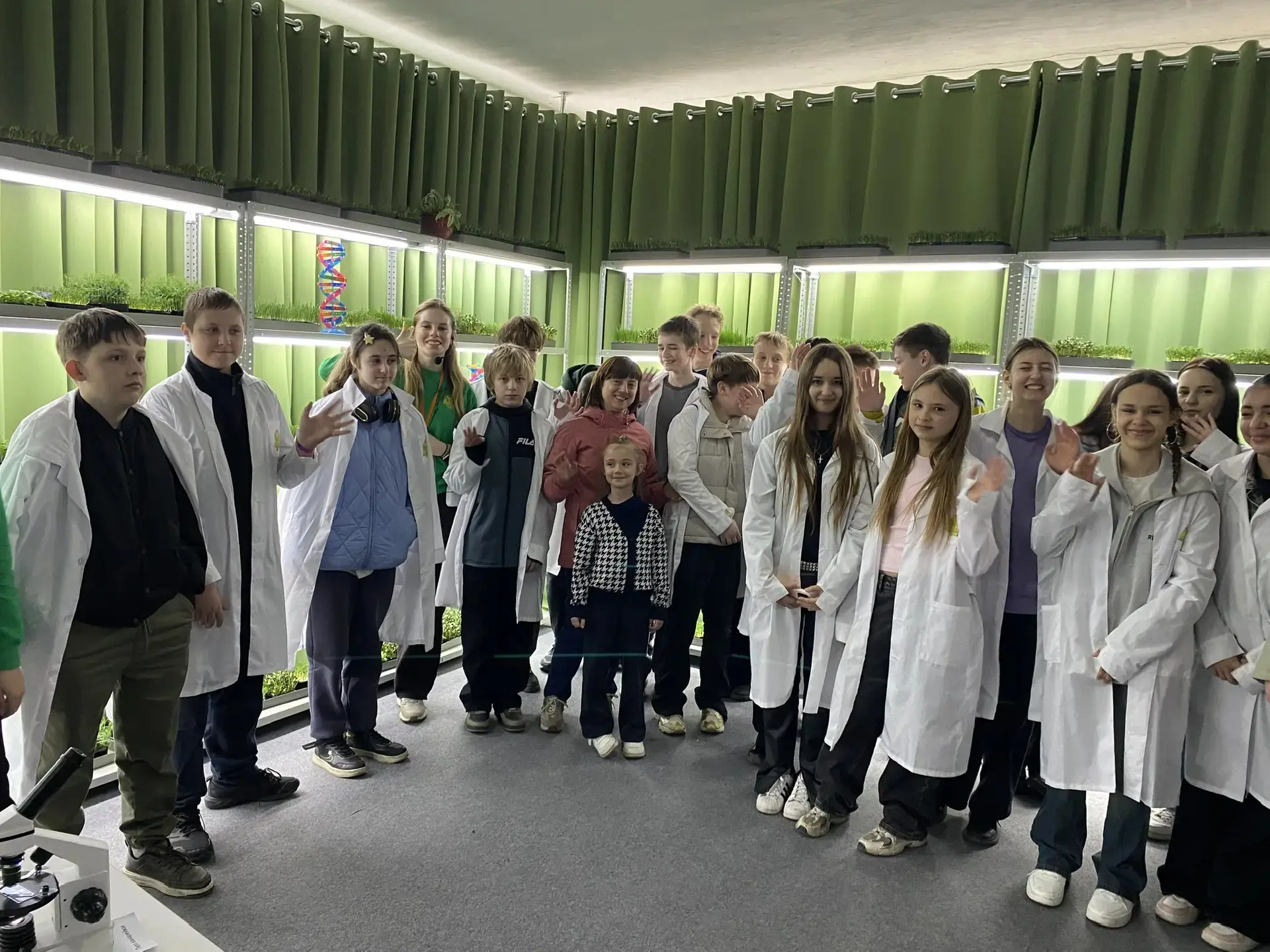 Шаг в профессию: лицей в «Городе профессий АПК» 🔬🌾  24 апреля учащиеся лицея вместе с педагогами О. 