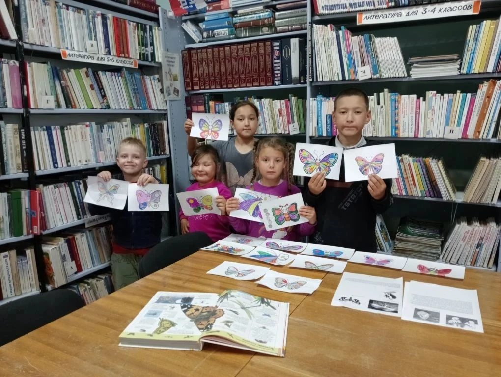 🦋 2 июня в Куликовской библиотеке прошёл праздник «Волшебные крылья», посвящённый Дню ...