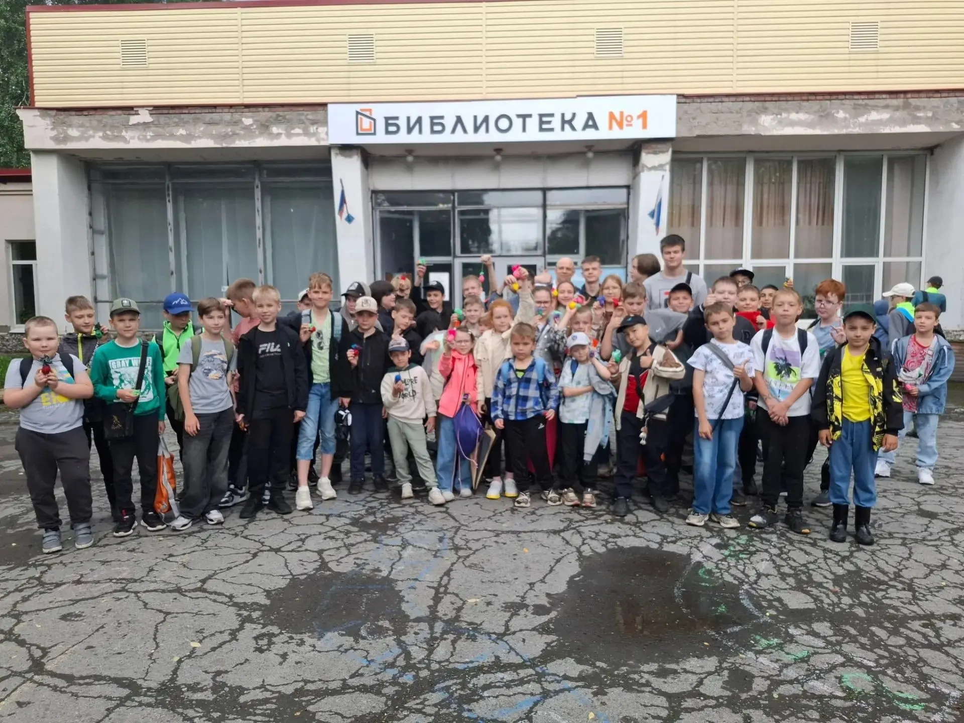 Сегодня наши ребята посетили Центральную детскую библиотеку 📚.     Там для них провели...