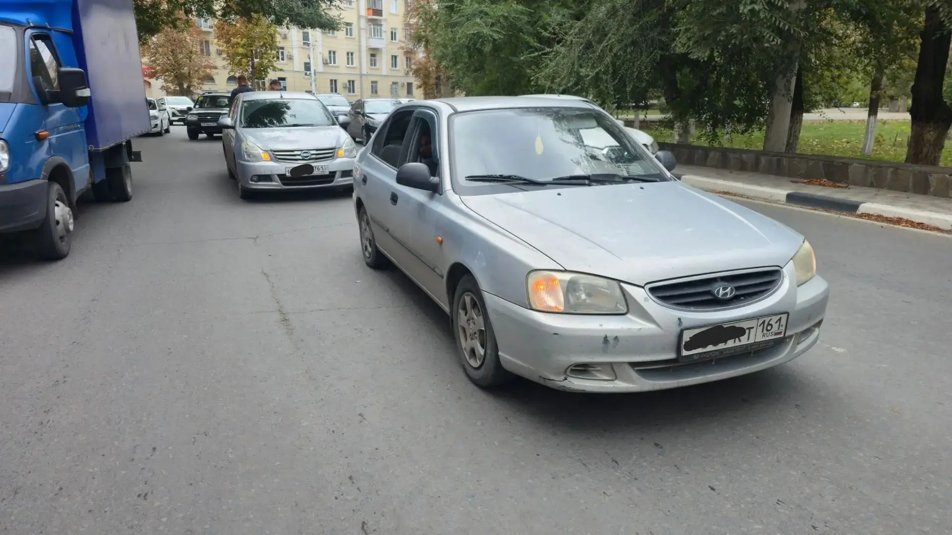 На площади Троицкой в Новочеркасске произошло ДТП.