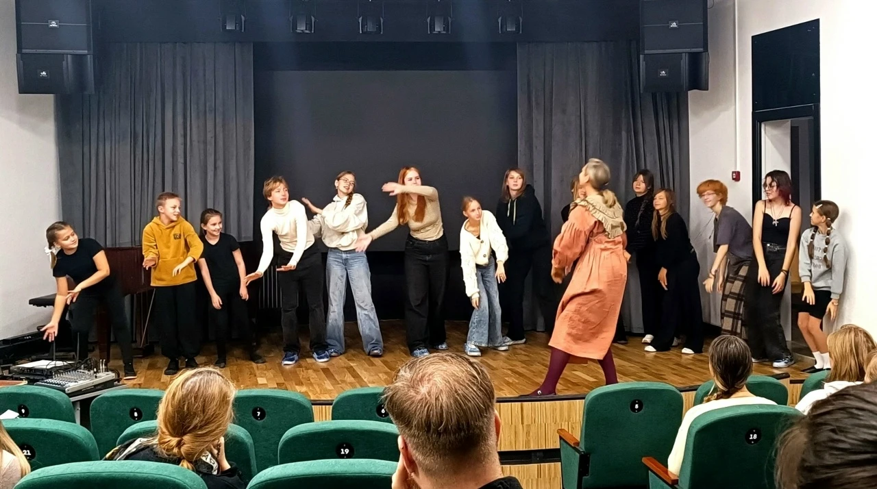 🎭 Каширская ДШИ приняла участие в семинаре по театральному искусству