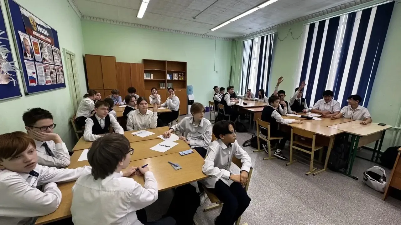 В нашей школе прошли классные часы в формате квиз-игры: «Секрет успеха» 💥это были не скучные лекции,