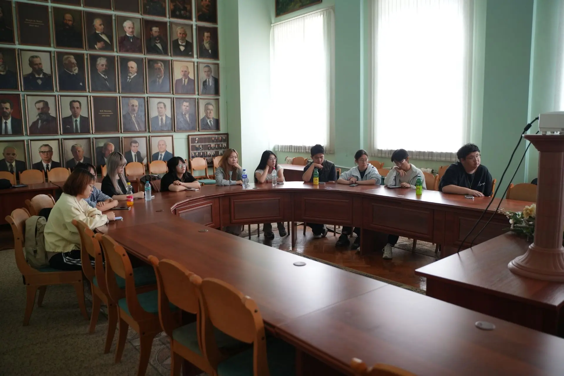 🎓 Участники Летней школы СПбГЛТУ познакомились с историей Петербурга и проверили знани...