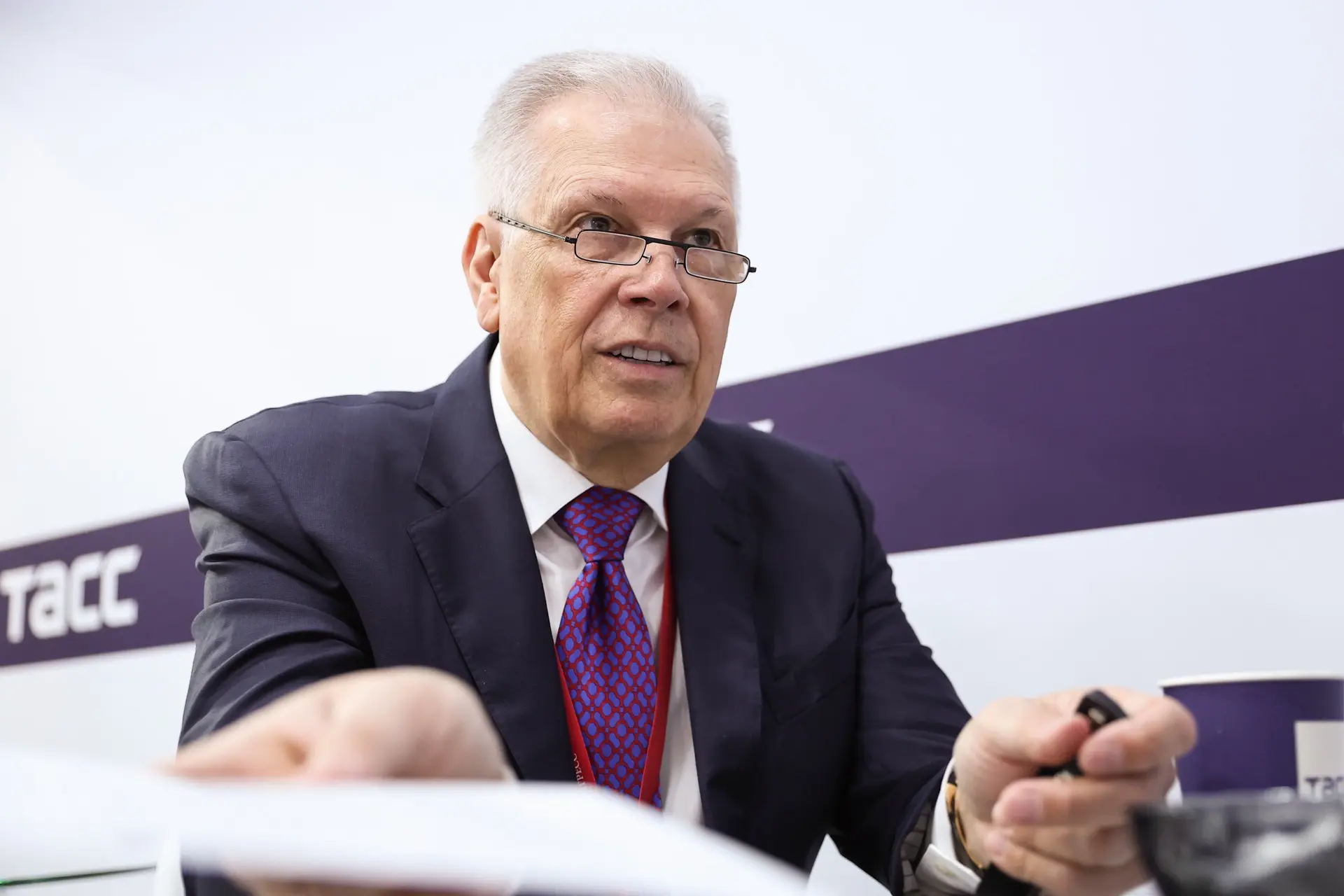 🎤Сергей Данкверт на полях Петербургского международного экономического форума дал интервью ТАСС 

Р