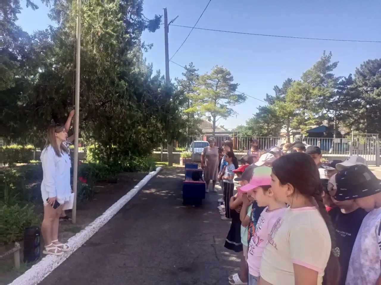Тематический день «День памяти и скорби» 
 
Вчера в пришкольном лагере особенный день – День памяти 