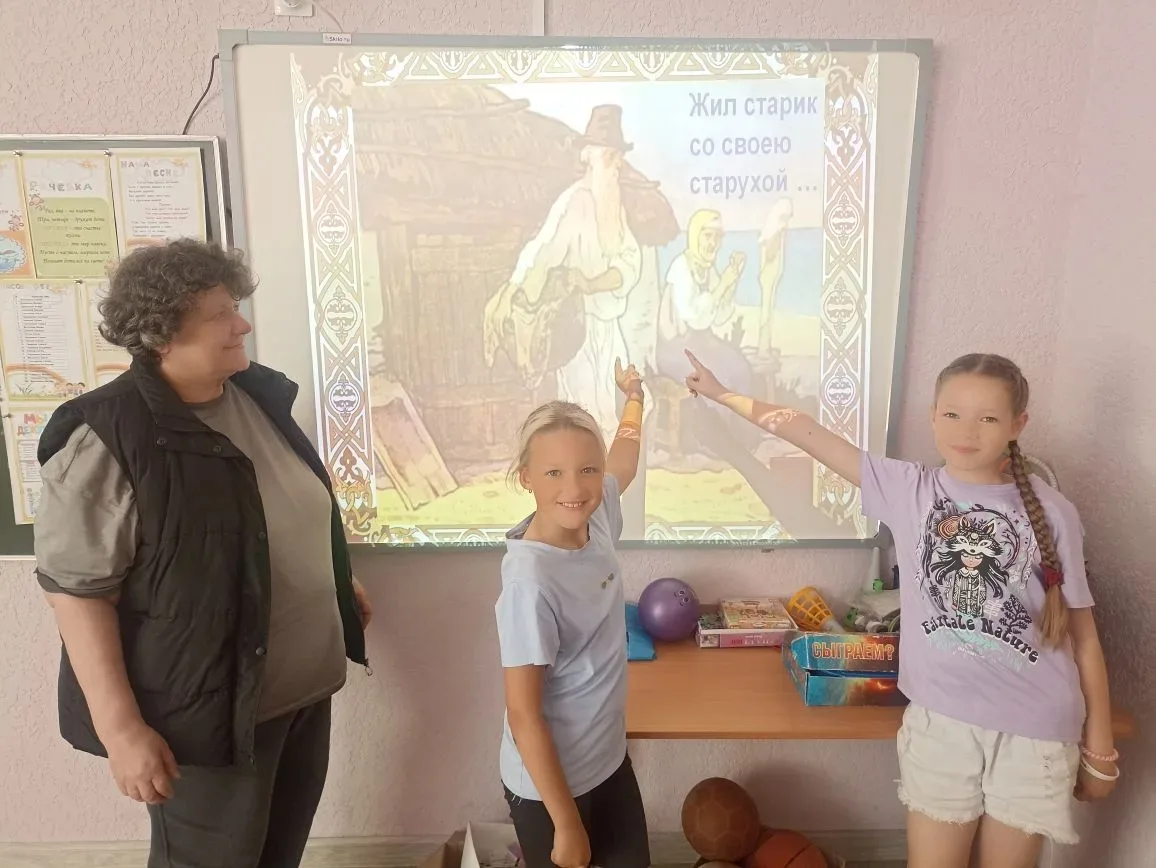 Каверзные вопросы и творческие задания в викторине " Своя игра"заставили ребят подумать...