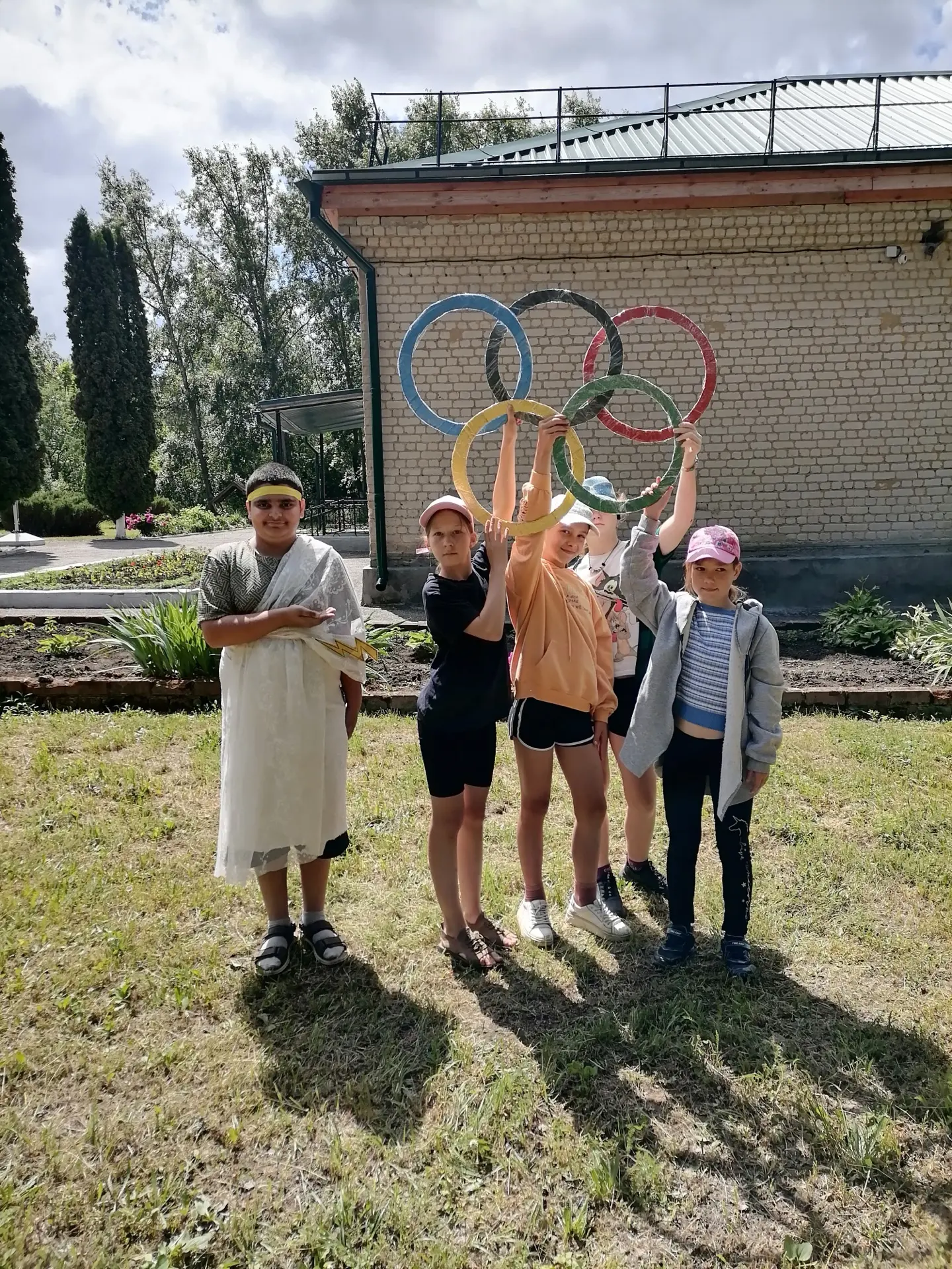 ☀️ Олимпийский день в пришкольном лагере «Солнышко» ☀️
19.06.2026 в лагере «Солнышко» прошёл увлекат