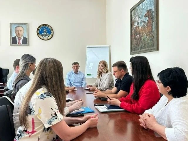 ✅Вчера министр культуры Республики Адыгея Аутлев Юрий Шумафович провел рабочее совещани...