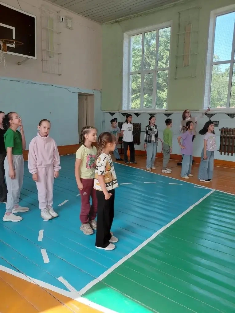 🏃‍♂️ Веселые старты в школьном лагере "Солнышко"! 🏃‍♀️