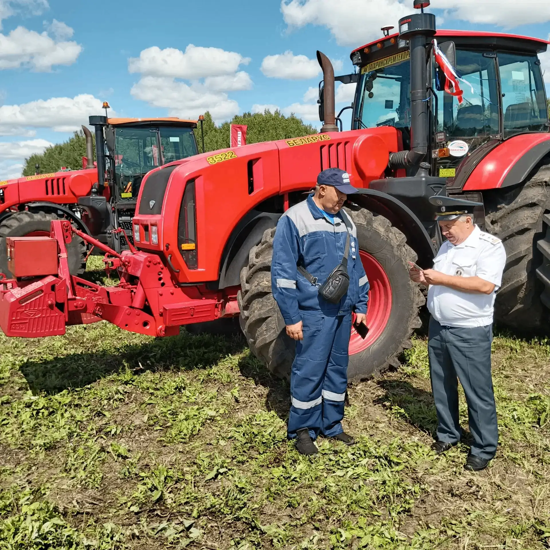 🚜 На Дне поля 2026 в селе Огнево Казанского округа инспекторы Гостехнадзора провели ин...