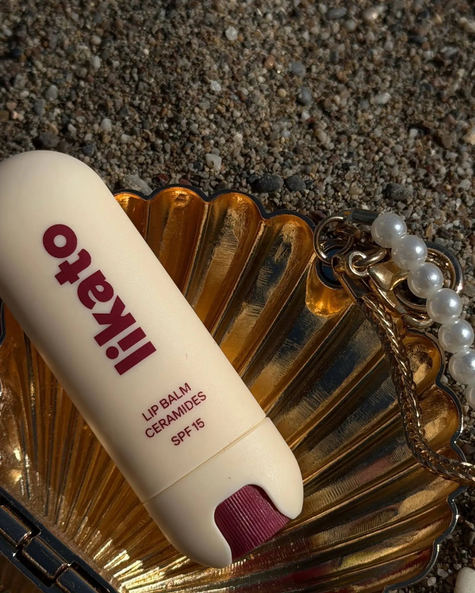 SPF для губ - а оно нам надо?!😏

LIKATO PROFESSIONAL ВИШНЯ с церамидами SPF 15⤵️

Если смотреть име