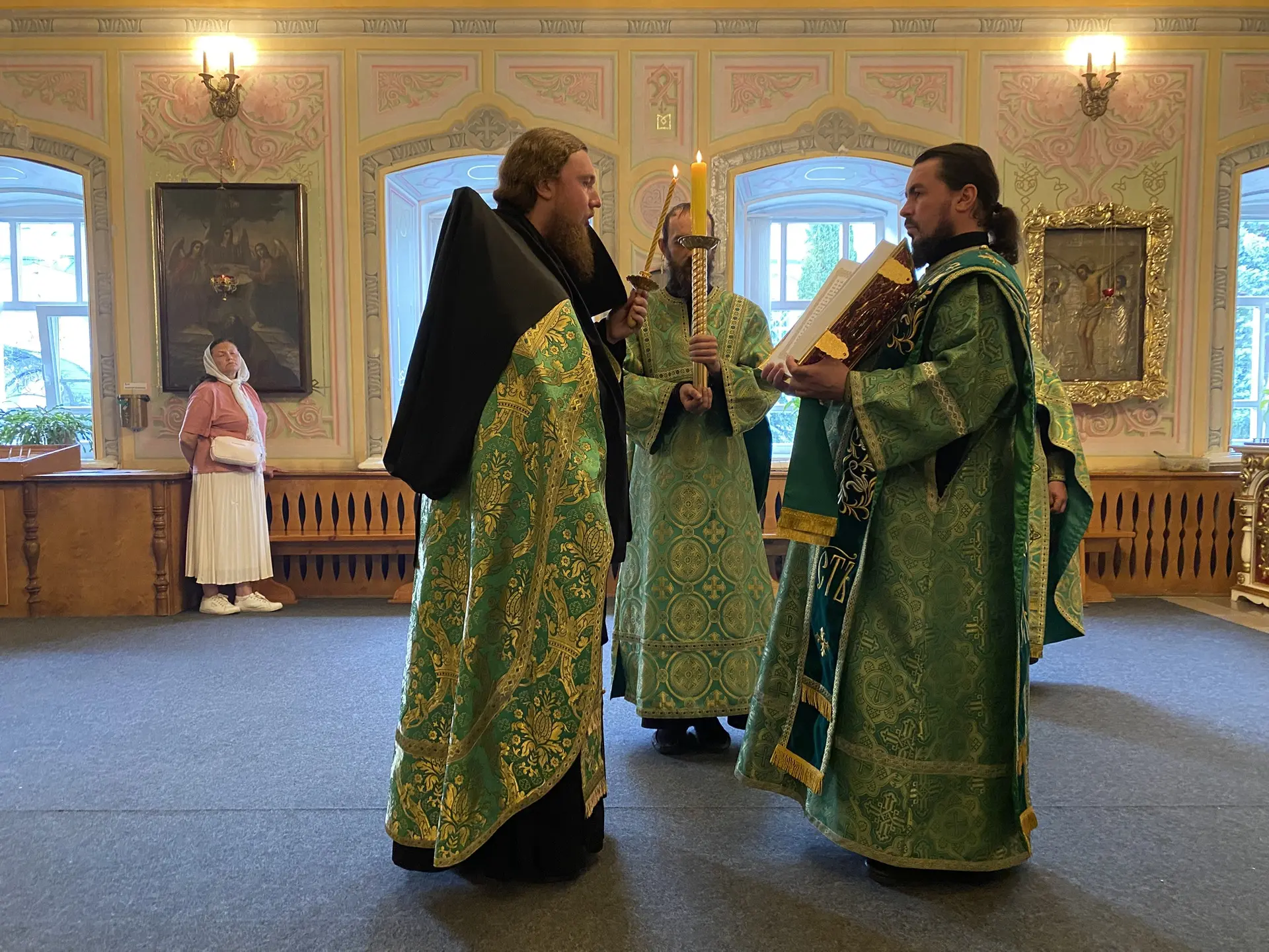 ⛪ Под покровом молитвы: в Раифской обители совершено праздничное вечернее богослужение