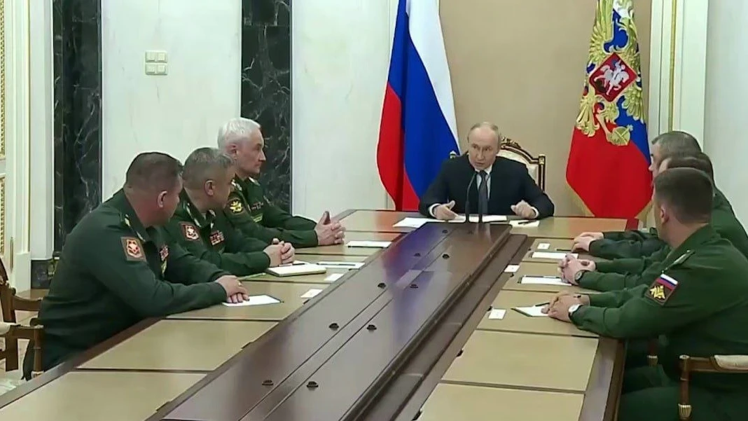 ⚡️Принято решение о создании нового рода войск беспилотных систем, — Путин на встрече с...