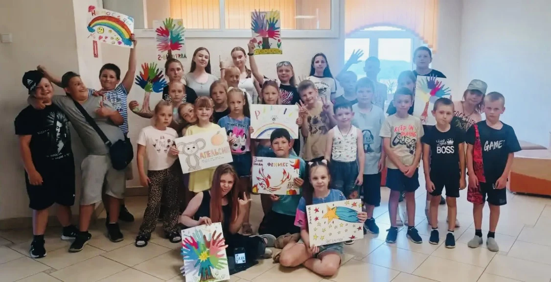 👐🏻Ладошки на память👐🏻

Подошла к концу эта невероятная смена — полная открытий, весёлых приключе