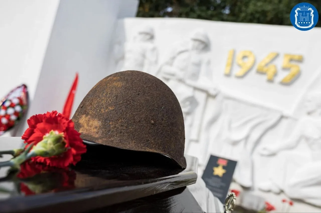 🕯️🪖 В Ладушкине перезахоронили останки 12 советских воинов, погибших в Восточно-Прусс...
