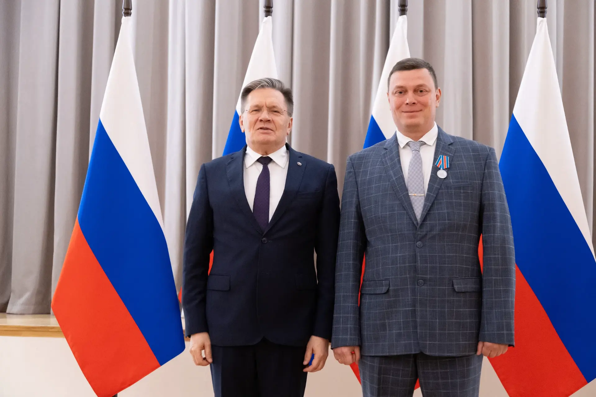 Депутат Евгений Хлопов удостоен государственной награды