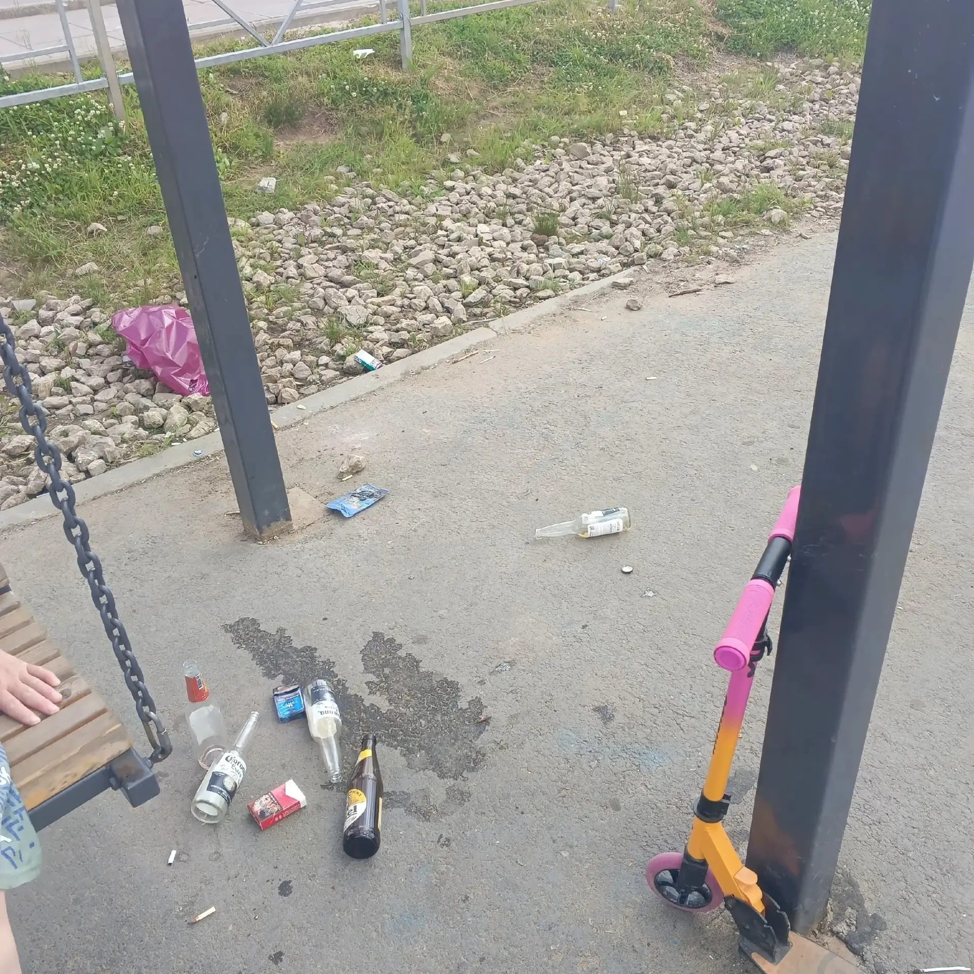 Парка семейного отдыха в Лянгасово. Просто без комментариев...

Разве для этого площадка создавалась