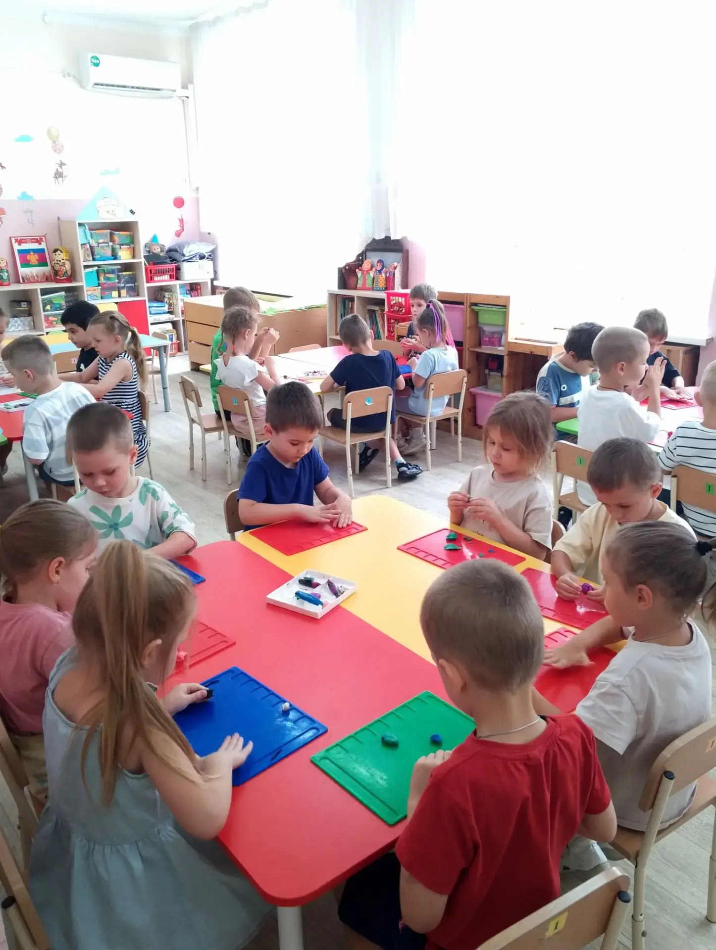 Океан в ладошках, чудеса в красках! Сегодня наши «Почемучки» подарили жизнь морским оби...