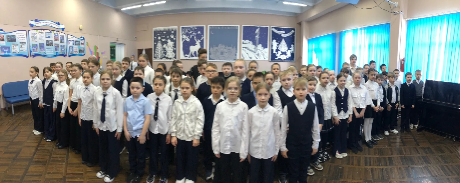 Школа с. Засечное: Подъём Государственного Флага РФ Сегодня, 16 марта 2026 года, в школе с. Засечное