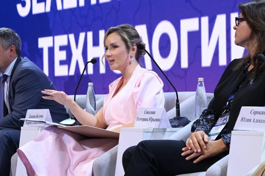 Мария Львова-Белова предложила отмечать семейные общественные пространства знаком «Семь...