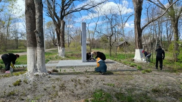 💫В преддверии Дня Победы на мемориальном комплексе "Речечка" и в населенных пунктах района проводитс