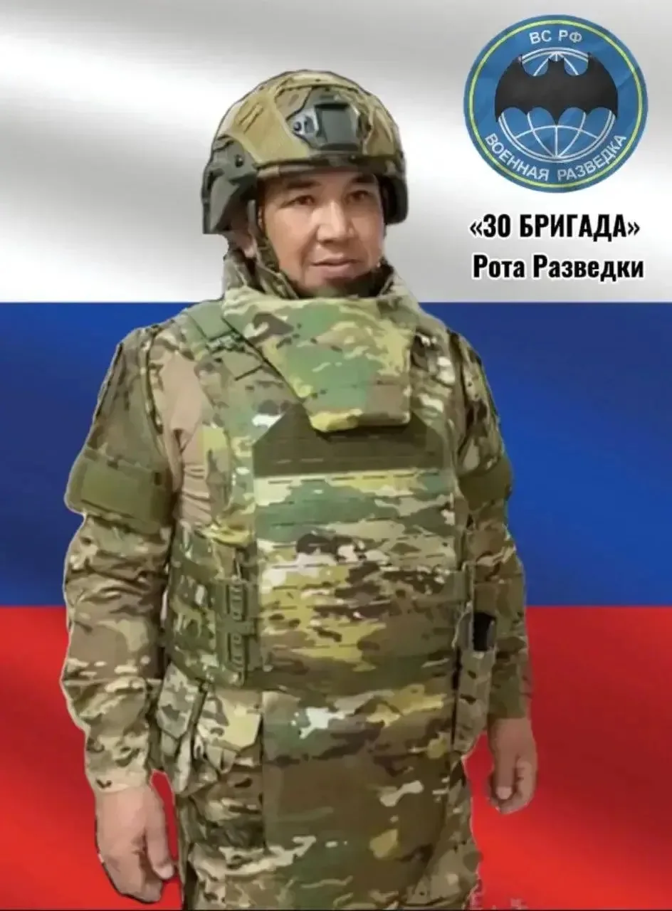 В ходе специальной военной операции погиб военнослужащий из Питерского района Геннадий ...