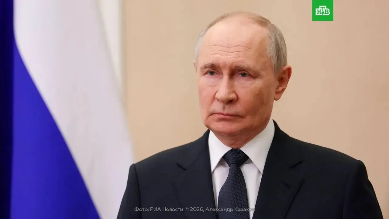 Народ России никому не сломить. Этого не было никогда и никогда не будет, заявил Путин. Также он наз