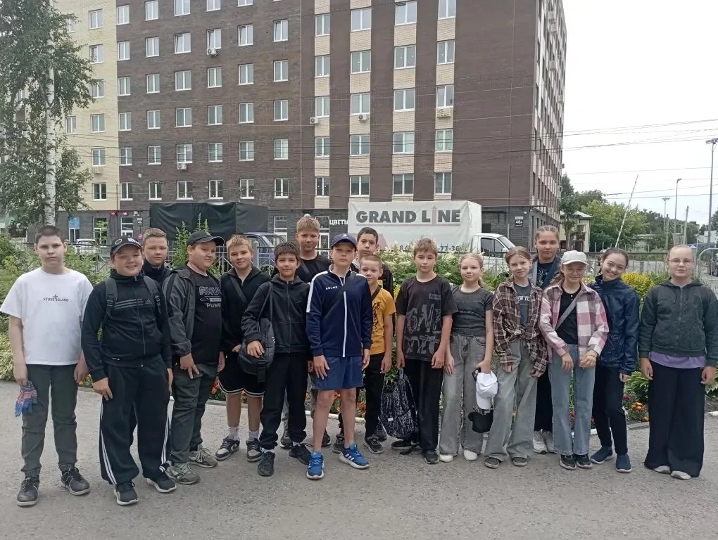 #новости@mediaproject
ЛЕТНЯЯ ПРАКТИКА 🌻🌹🌳
А у нас в гимназии по плану летняя практика😀
Ребята ра