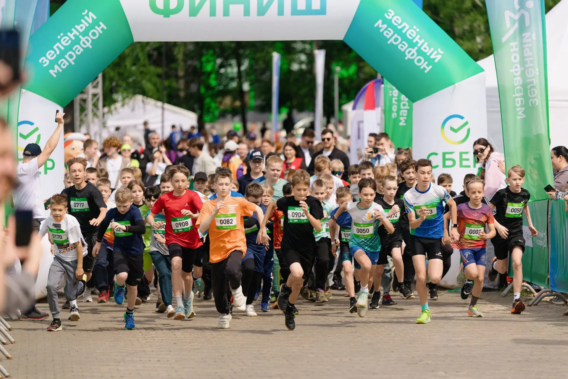 В Кирове прошёл традиционный ежегодный «Зелёный марафон»! 🏃‍♂️🌿