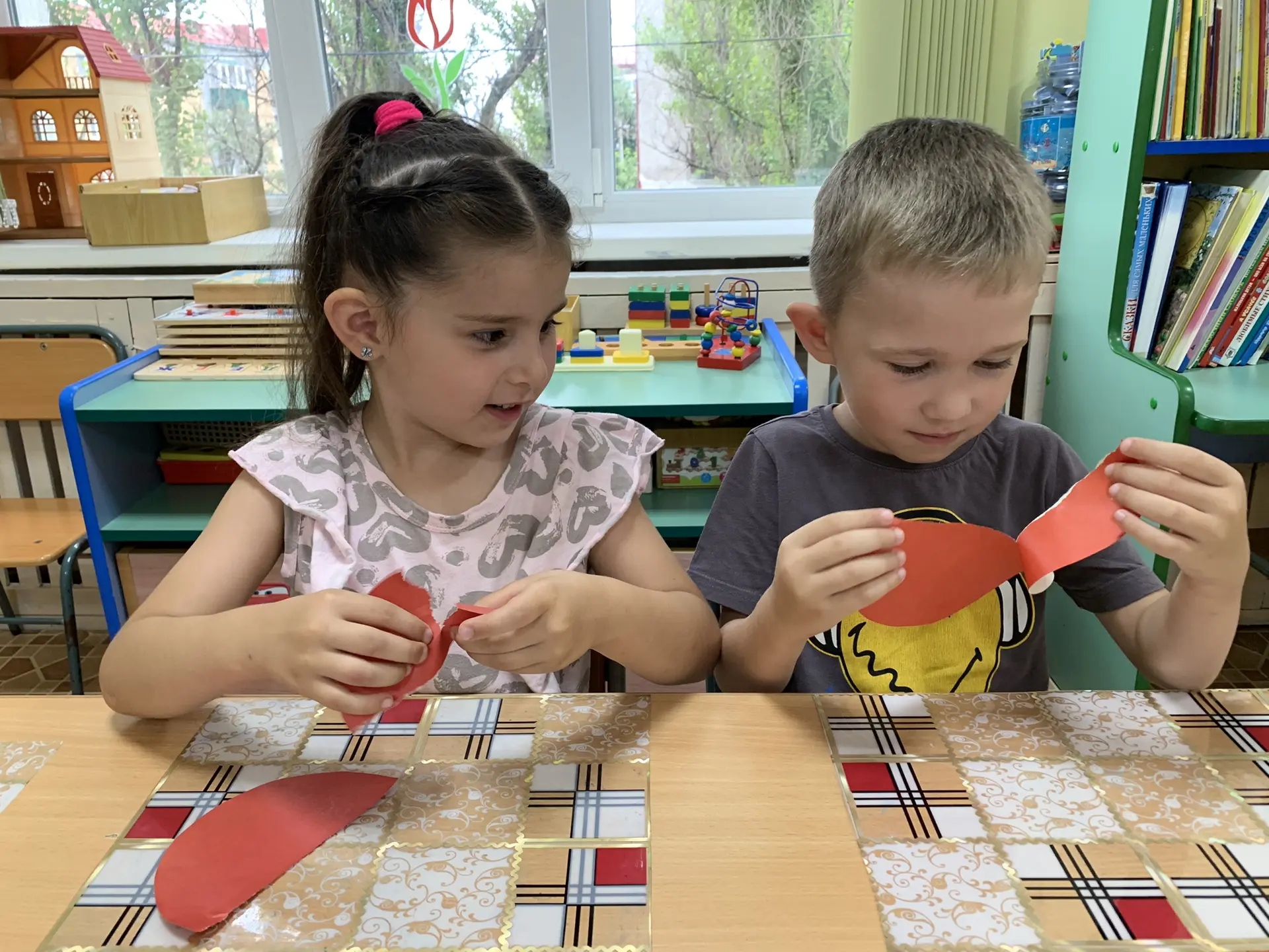 🌈Бумага, клей, фломастеры и пластилин готовы, а значит творческая мастерская «Веснушек...