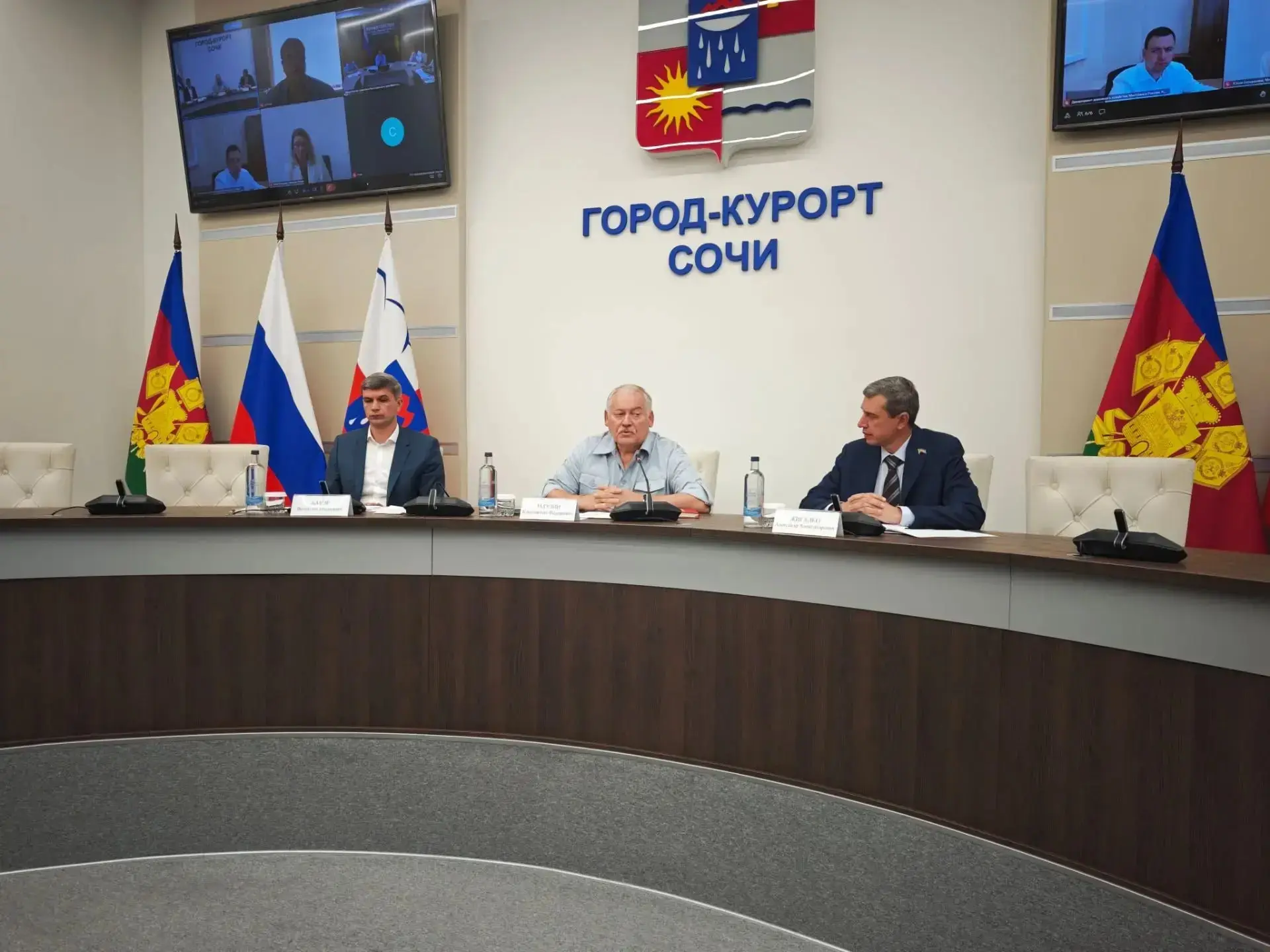 Приемная депутата пострадала в том числе при атаке на Сочи