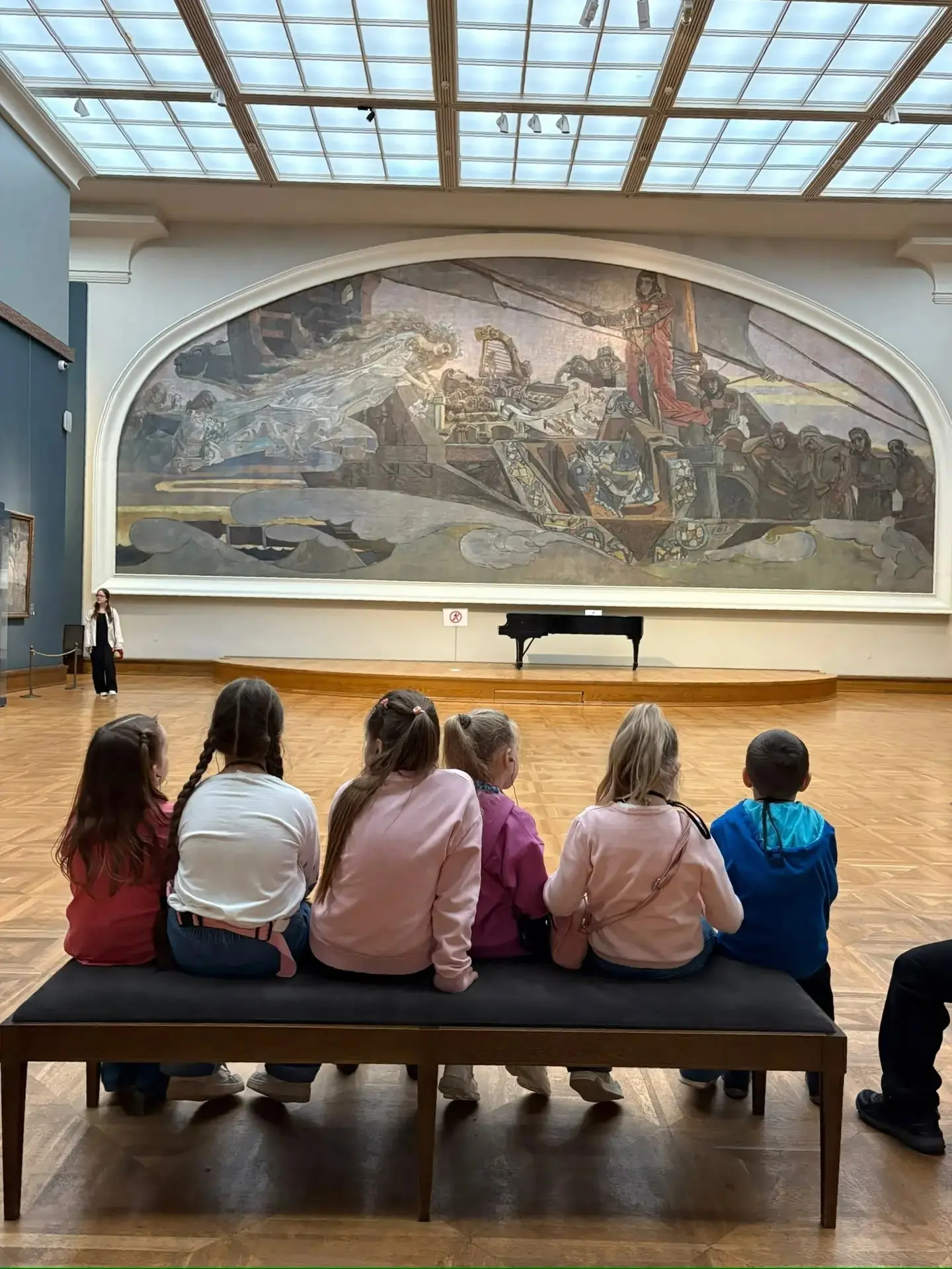 👩‍🎨15 апреля — Всемирный день искусства!  📍Новаторов, 34к1  🎨Дата выбрана не случайно: в этот день в