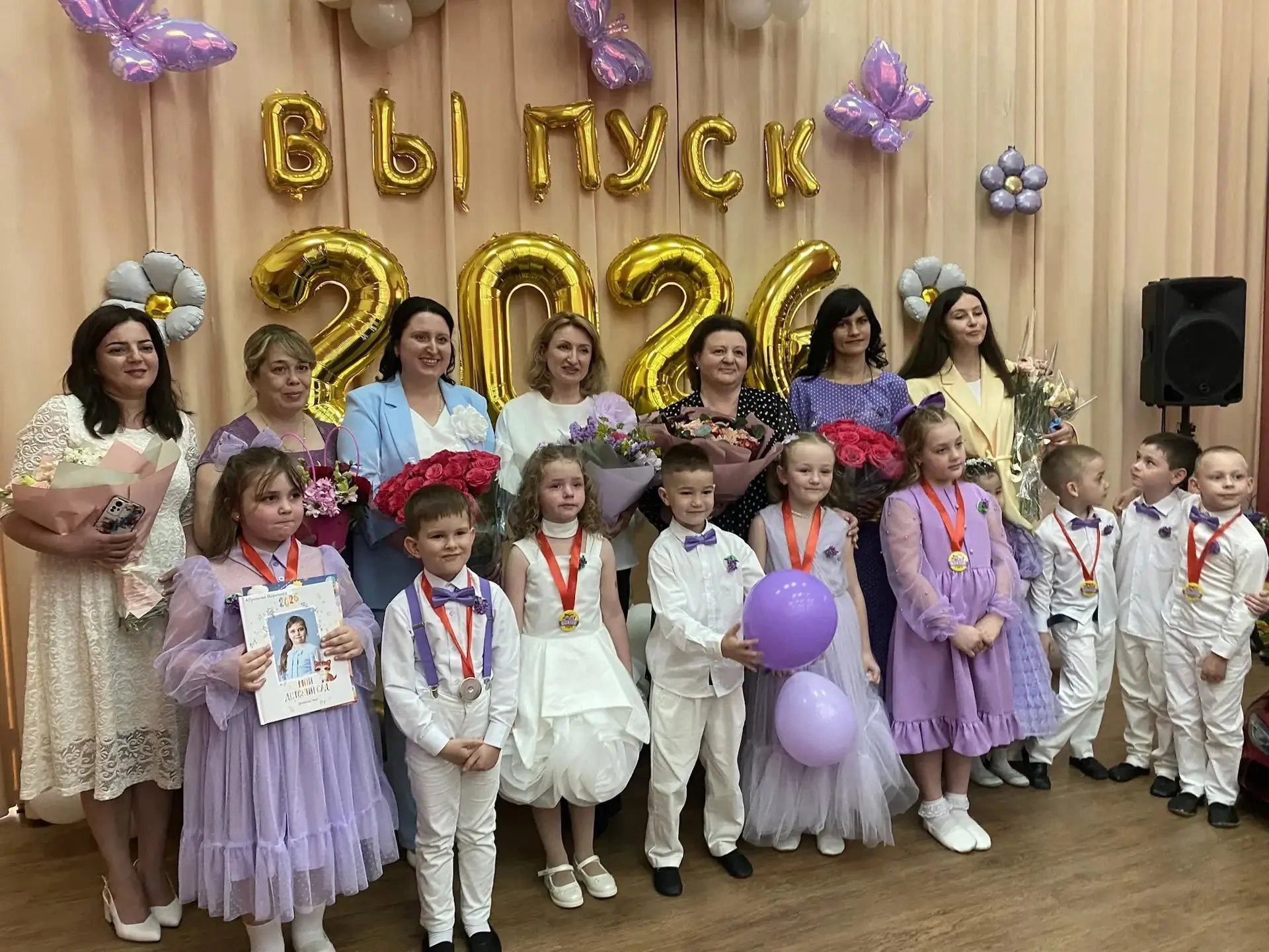 Сегодня в дошкольном отделении «Умка» состоялся первый выпускной! 🎉 Наши маленькие выпускники сделал