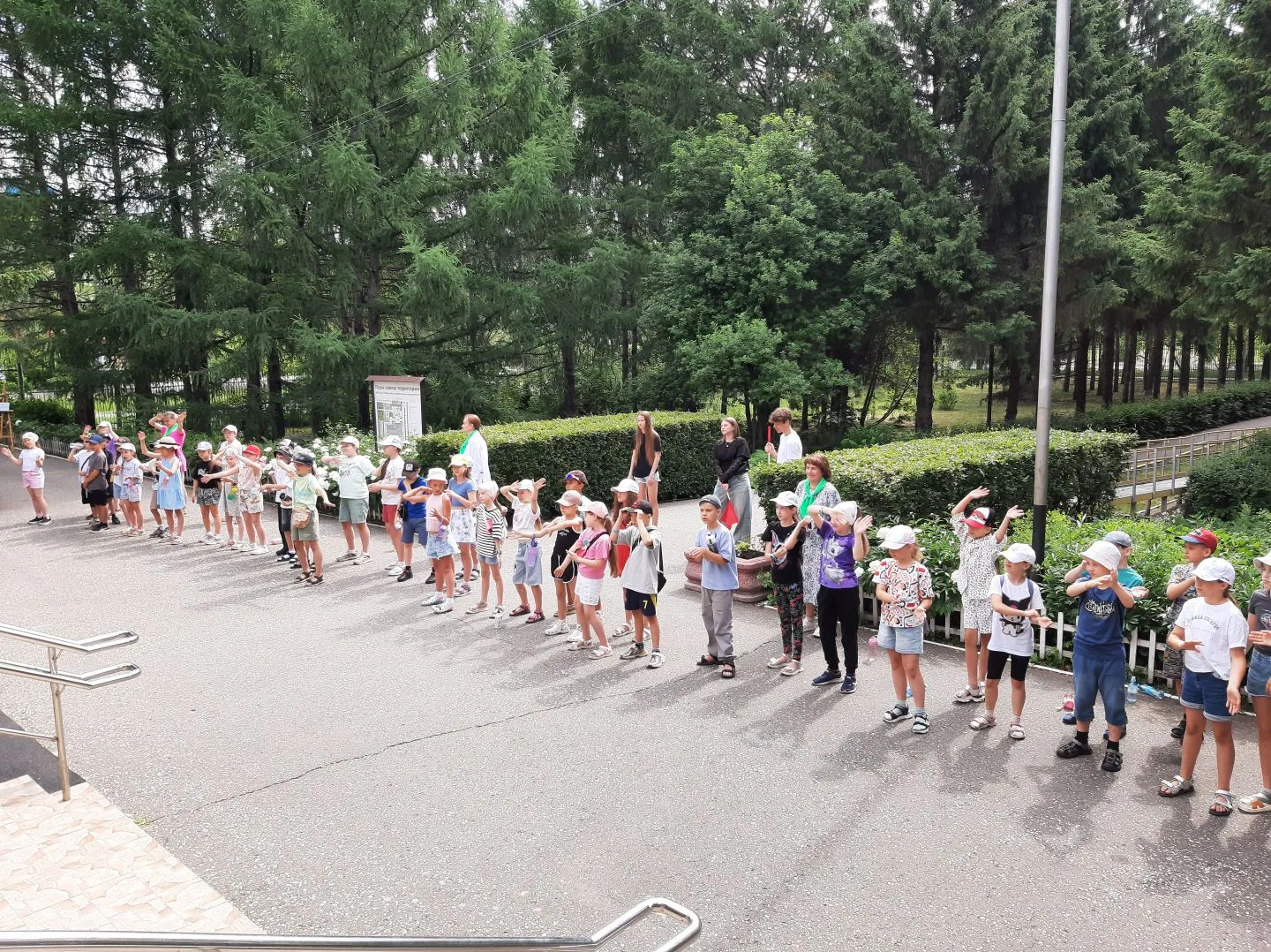💚 Доброе утро,  друзья! Наше позитивное, познавательное утро началось с ребятами из шк...