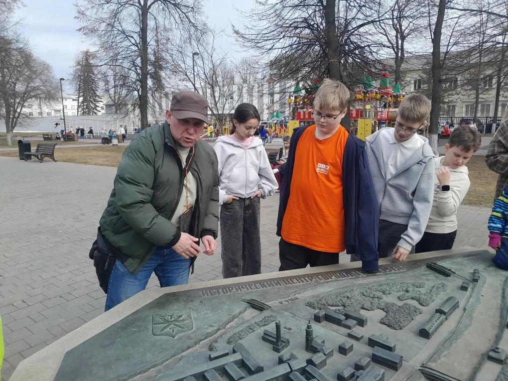 Учащие 5Б посетили столицу пряников!  🚎 Пятиклассники съездили в город-герой Тулу. Во время экскурси